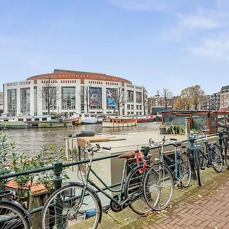 Amstel Houseboat Right Across The Opera Амстердам